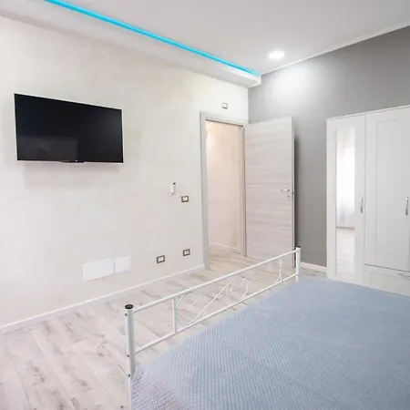 Modern In Appartamento