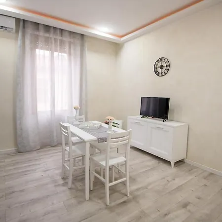 Modern In Appartamento *